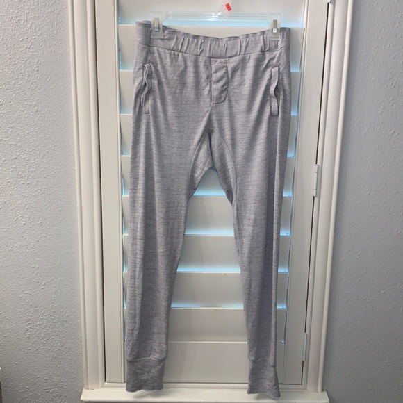 Super cute and comfy grey joggers ! - Picture 1 of 1